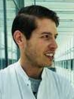 Dr. R. Tobal