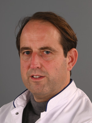 Dr. A.J.J. Ijsselmuiden